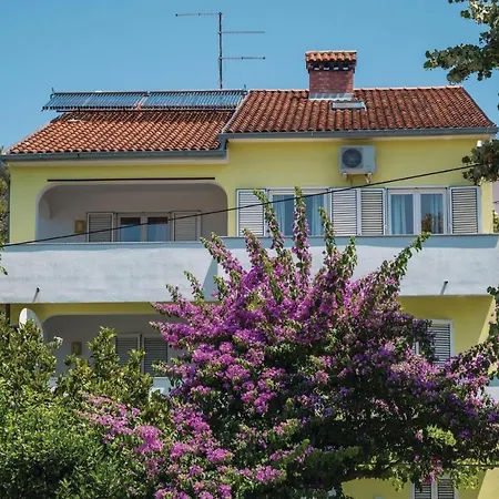 Stunning In With 3 Bedrooms And Wifi * Mali Losinj