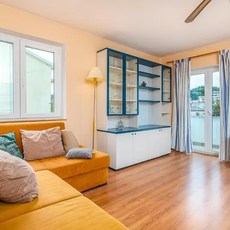 Stunning In With 3 Bedrooms And Wifi Mali Losinj