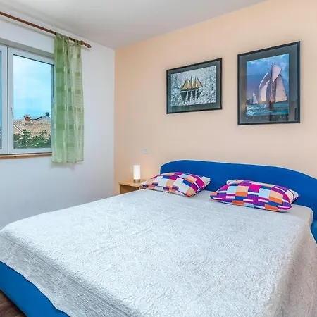 Stunning In With 3 Bedrooms And Wifi Apartment