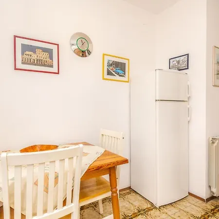 Stunning In With 3 Bedrooms And Wifi Apartment
