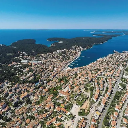 Stunning In With 3 Bedrooms And Wifi Mali Losinj